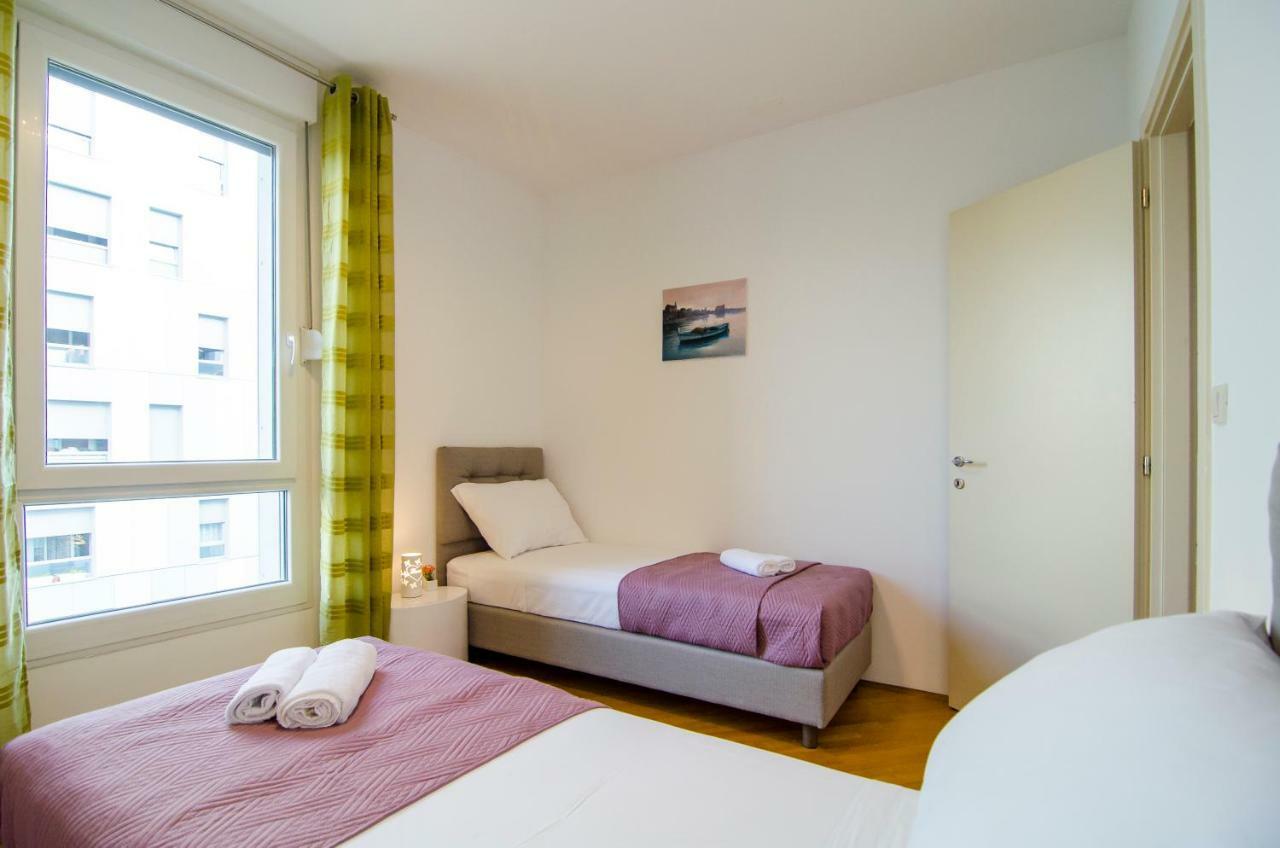 Split Apartment Sinisa מראה חיצוני תמונה