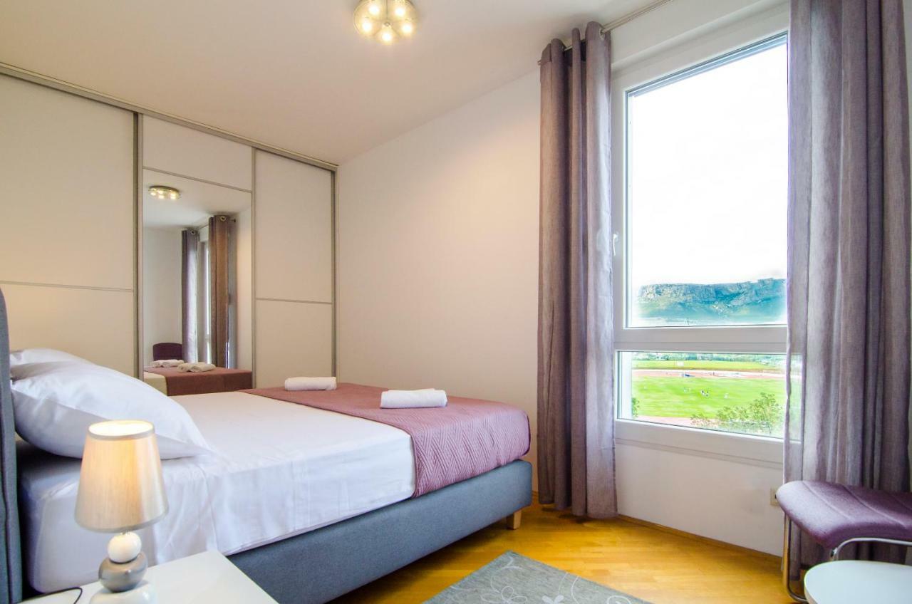 Split Apartment Sinisa מראה חיצוני תמונה