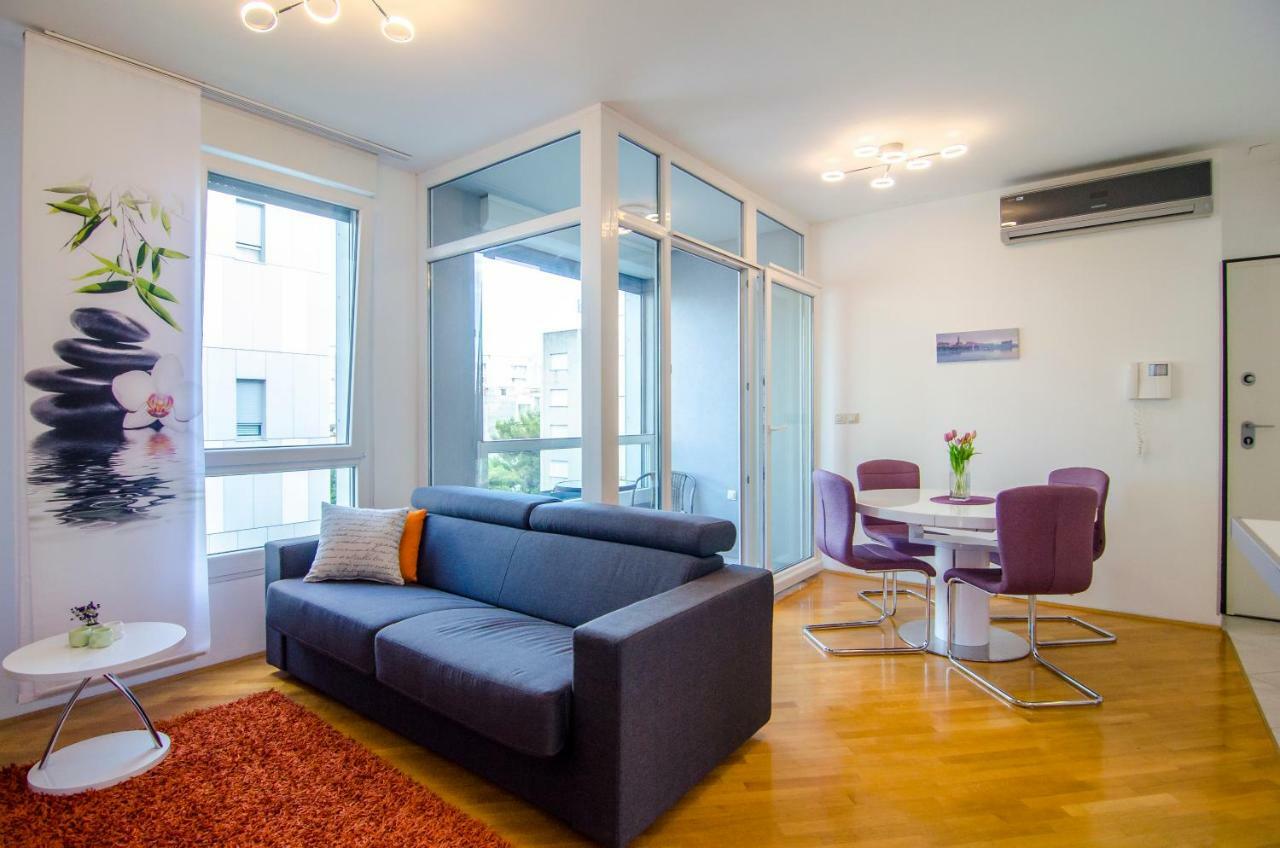Split Apartment Sinisa מראה חיצוני תמונה