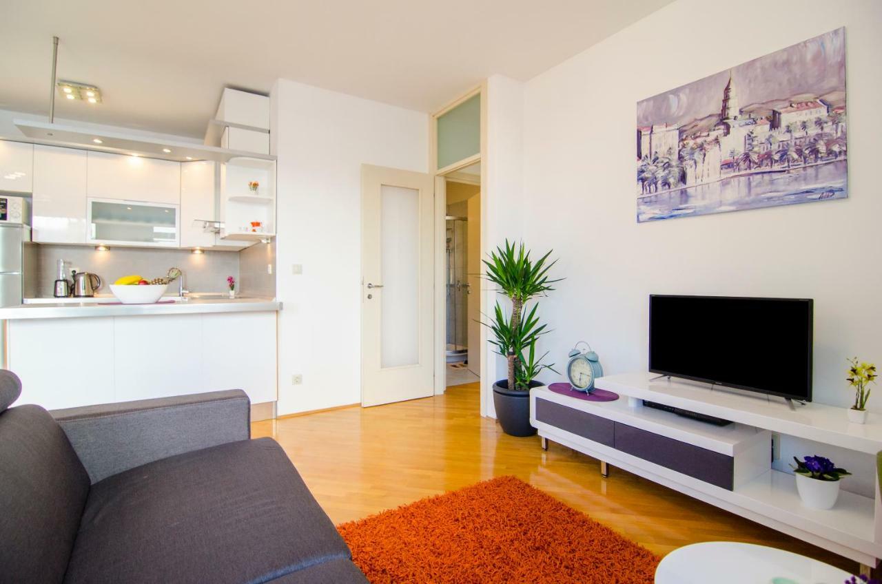Split Apartment Sinisa מראה חיצוני תמונה